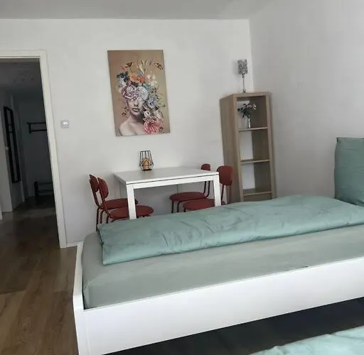 Schoenes Am Goldberg Of01 * Heusenstamm